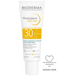 Bioderma Photoderm AKN Mat SPF 30 Mattifying Sunscreen Fluid
