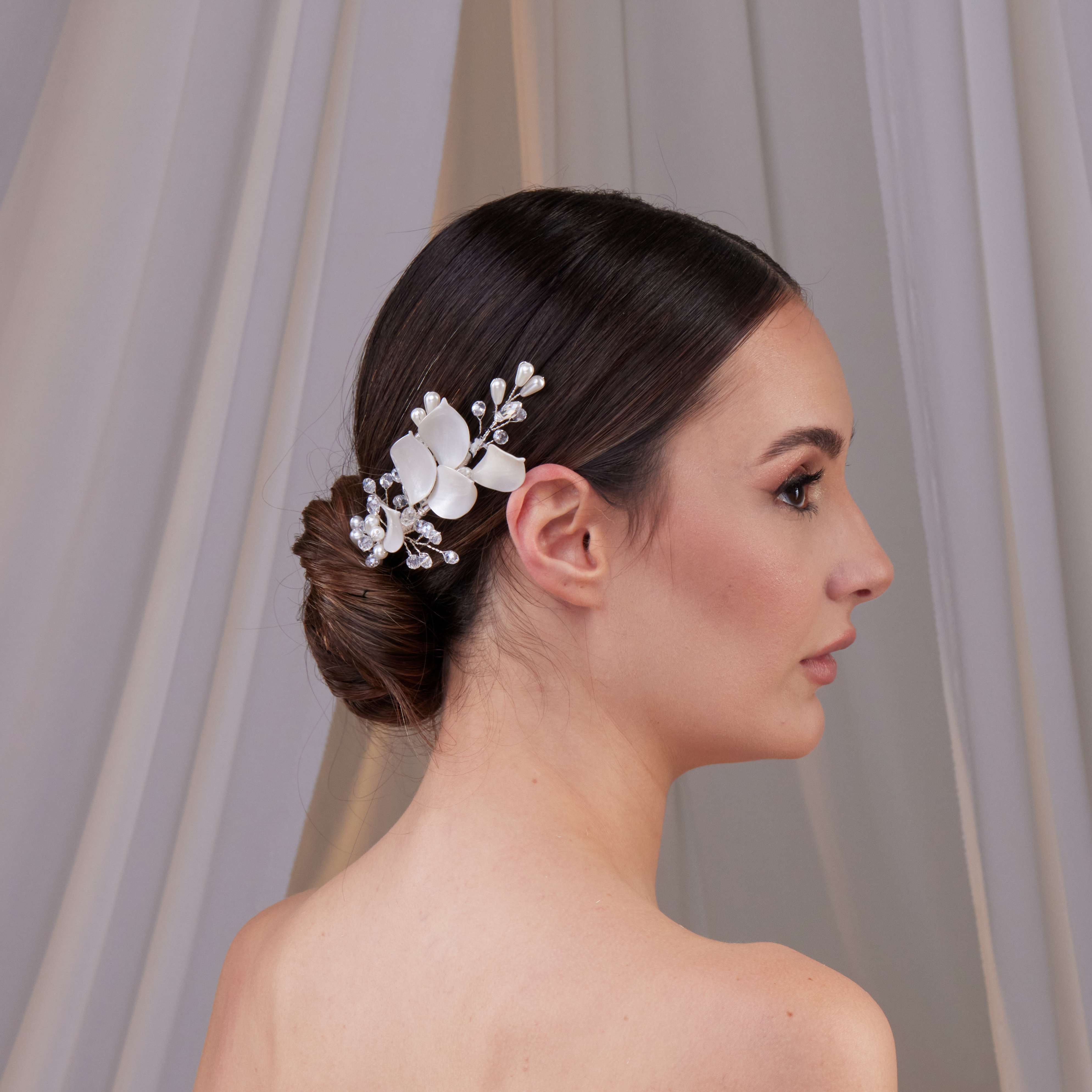 Two-Piece Resin Flower Hair Vine Set - Glamourous Grace