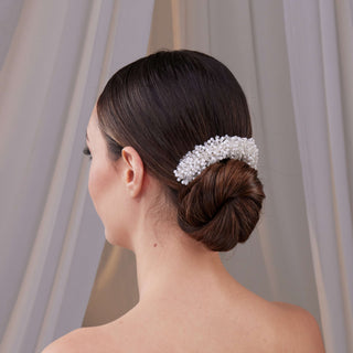 Elegant Pearl and Crystal Bridal Hair Comb - Glamourous Grace