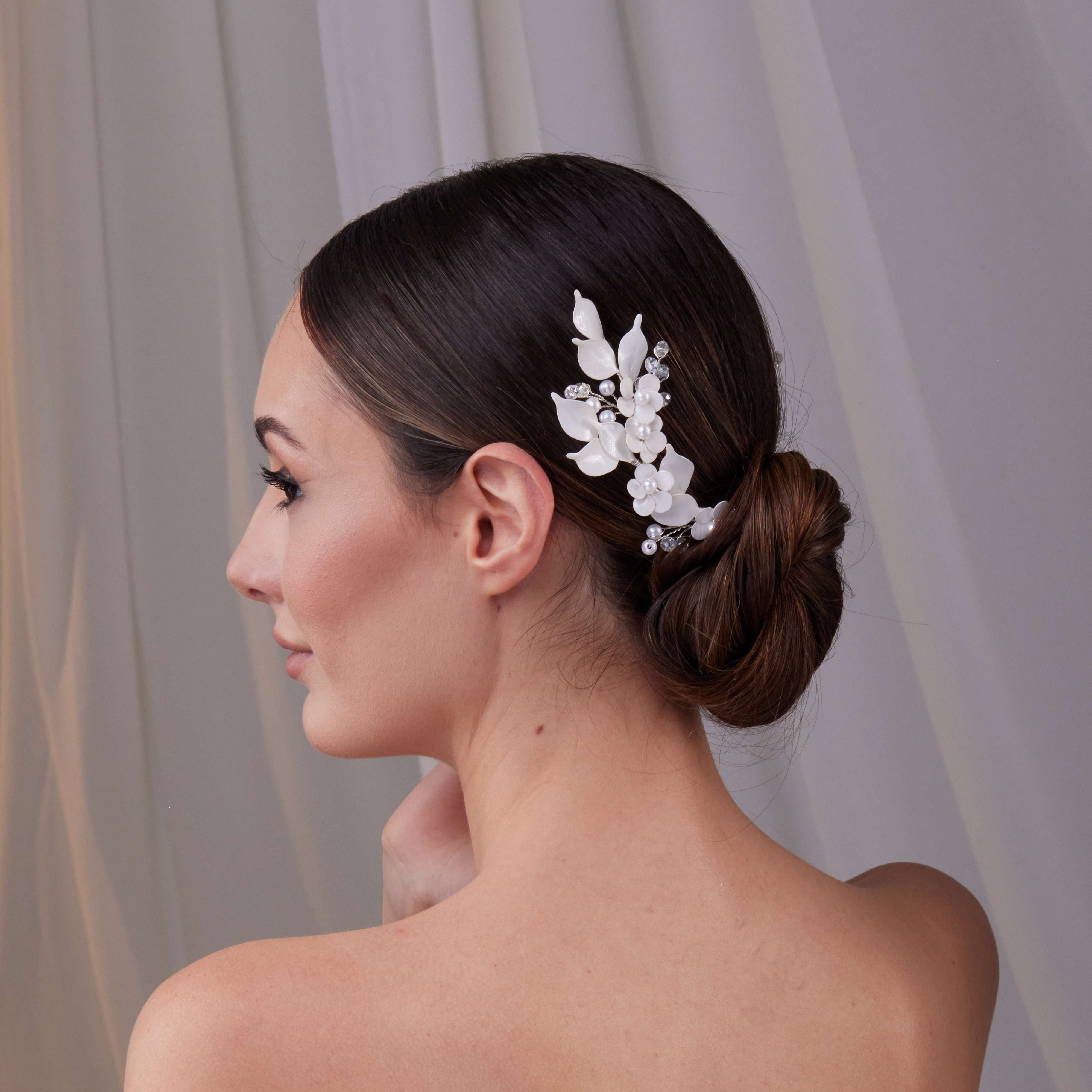 Two-Piece Resin Flower Bridal Hair Vine Set - Glamourous Grace