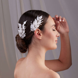 Two-Piece Resin Flower Bridal Hair Vine Set - Glamourous Grace