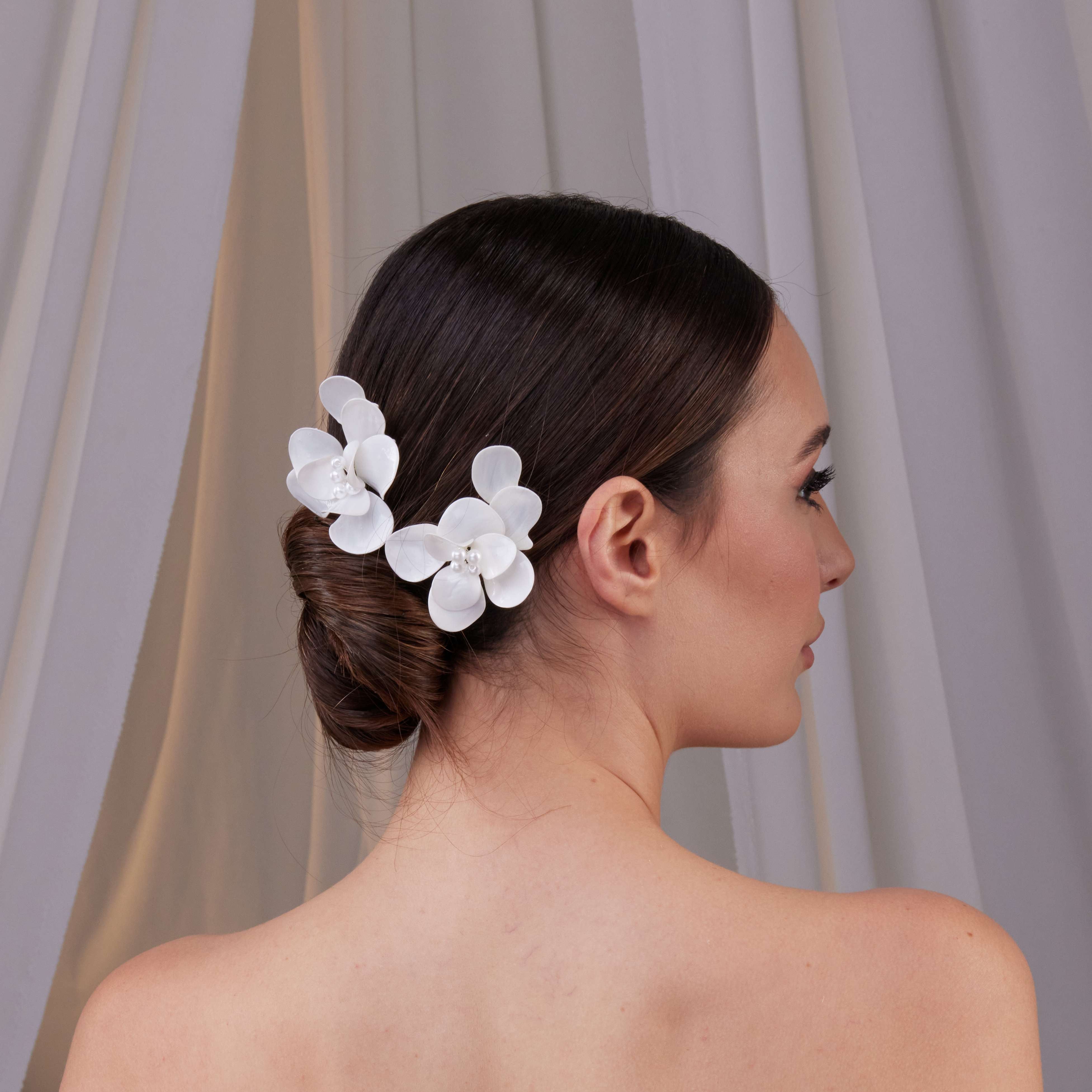 Two-Piece Resin Flower Hair Pin Set - Glamourous Grace