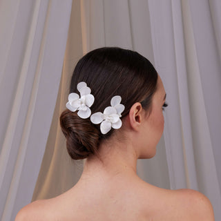Two-Piece Resin Flower Hair Pin Set - Glamourous Grace