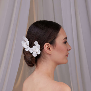 Two-Piece Resin Flower Hair Pin Set - Glamourous Grace