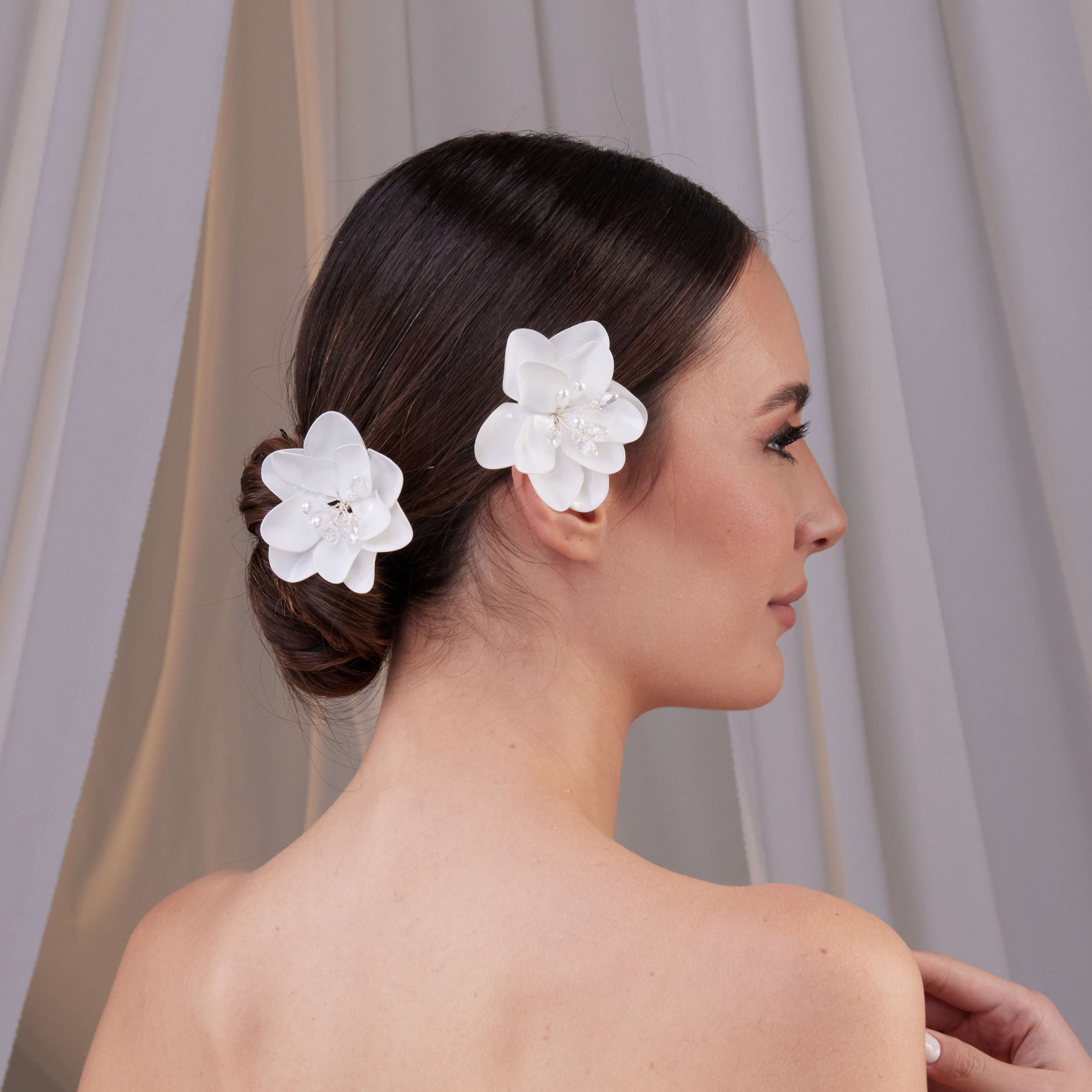 Two-Piece Resin Flower Hair Pin Set - Glamourous Grace