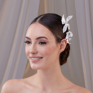 Two-Piece Resin Flower Hair Pin Set - Glamourous Grace