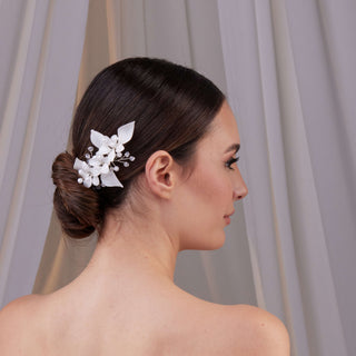 Two-Piece Resin Flower Hair Vine Set - Glamourous Grace
