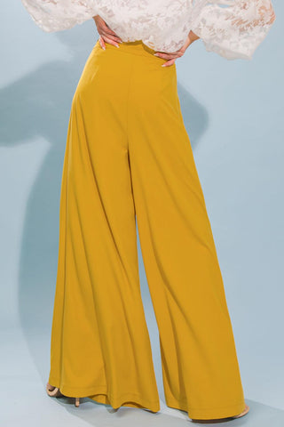 LOVE AND BEYOND WOVEN PANTS - Glamourous Grace