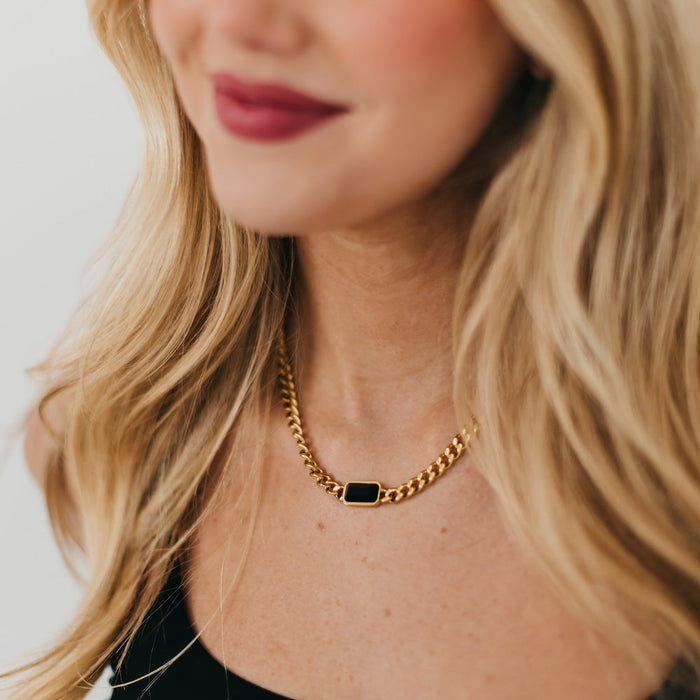 Black Stone Chain Necklace - WATERPROOF - Glamourous Grace
