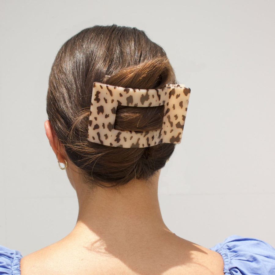 Blonde Tortoise Large Flat Rectangle Hair Clip - Glamourous Grace