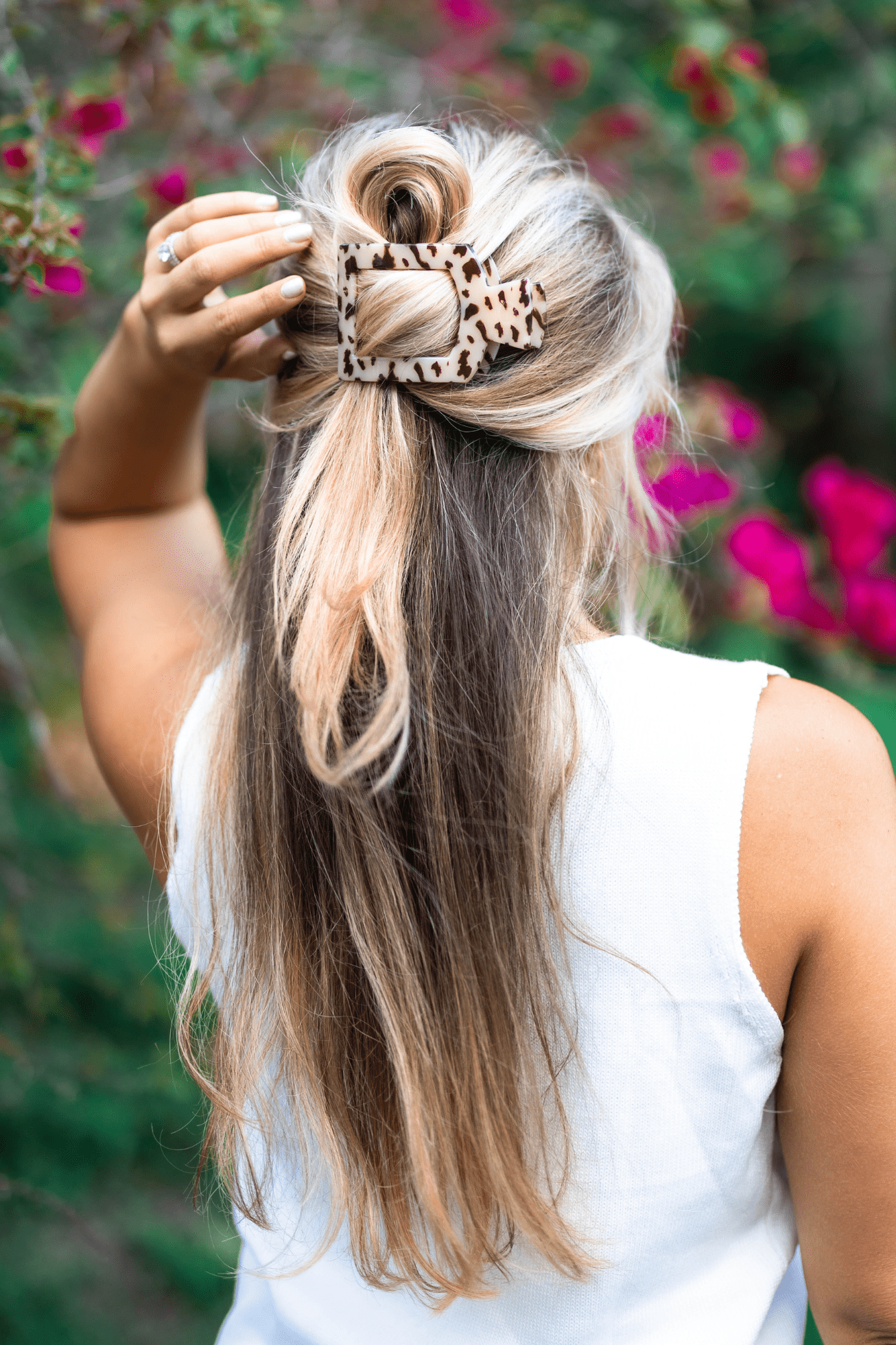 Blonde Tortoise Large Flat Square Hair Clip - Glamourous Grace