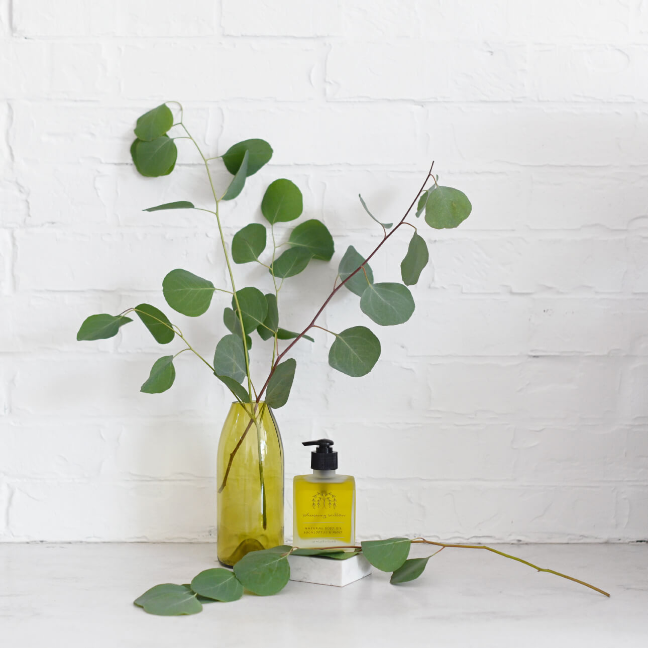 Eucalyptus & Mint Body Oil - Glamourous Grace