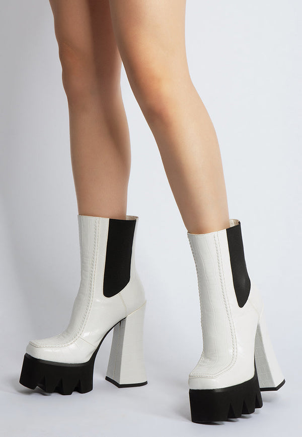 Bounty High Platform Heel Chelsea Boots - Glamourous Grace