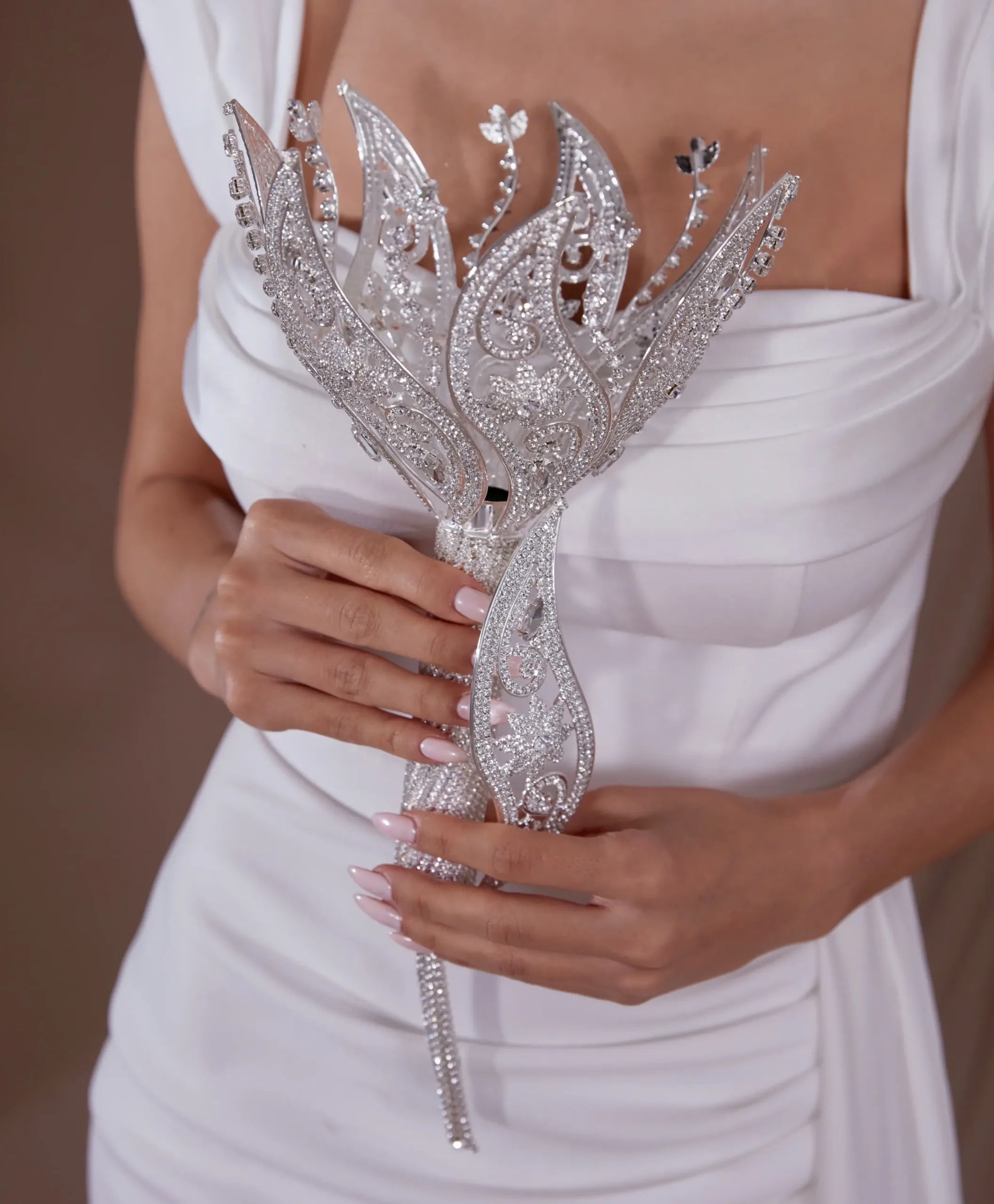 Bride Bouquet Holder, Wedding Accessories - Glamourous Grace