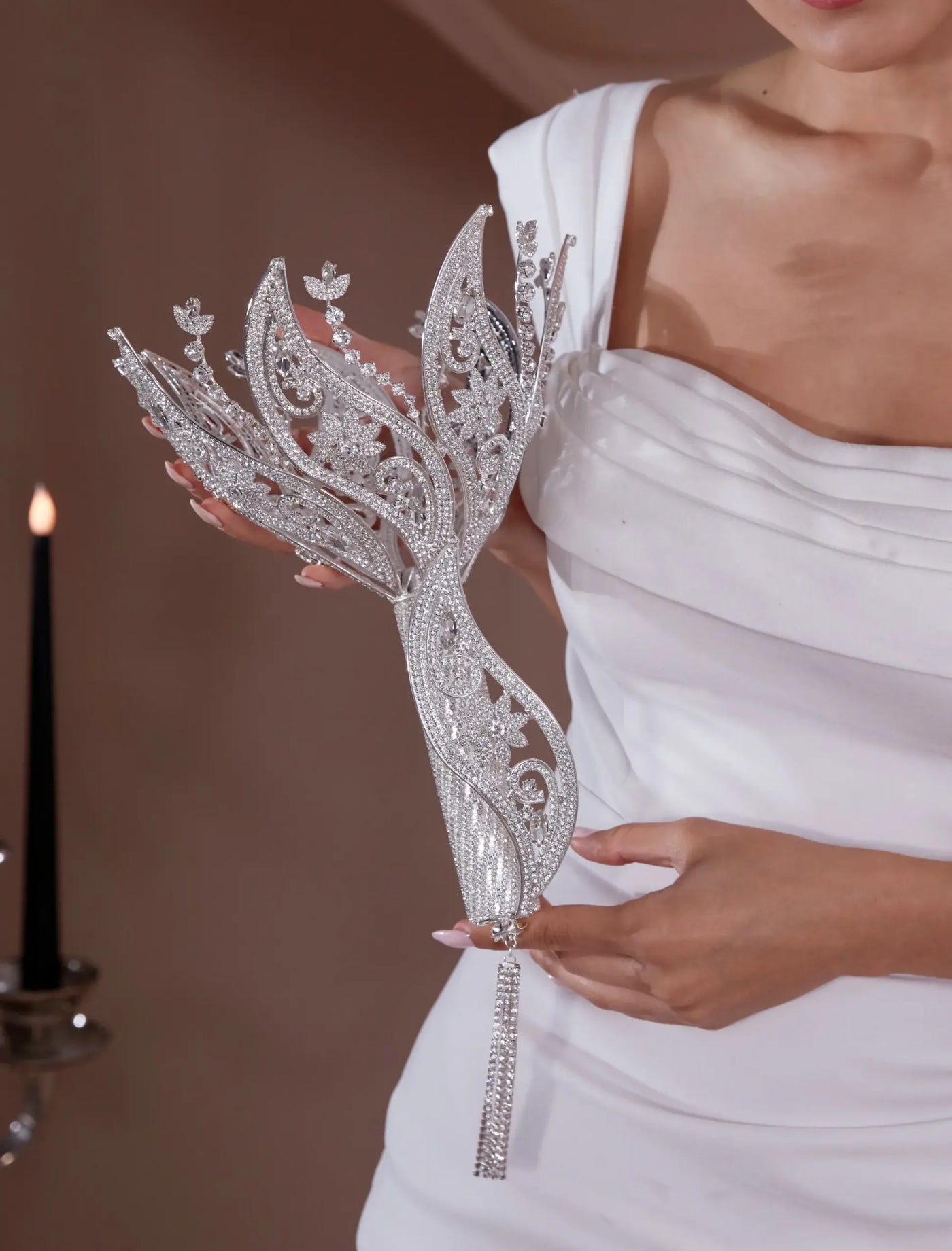 Bride Bouquet Holder, Wedding Accessories - Glamourous Grace