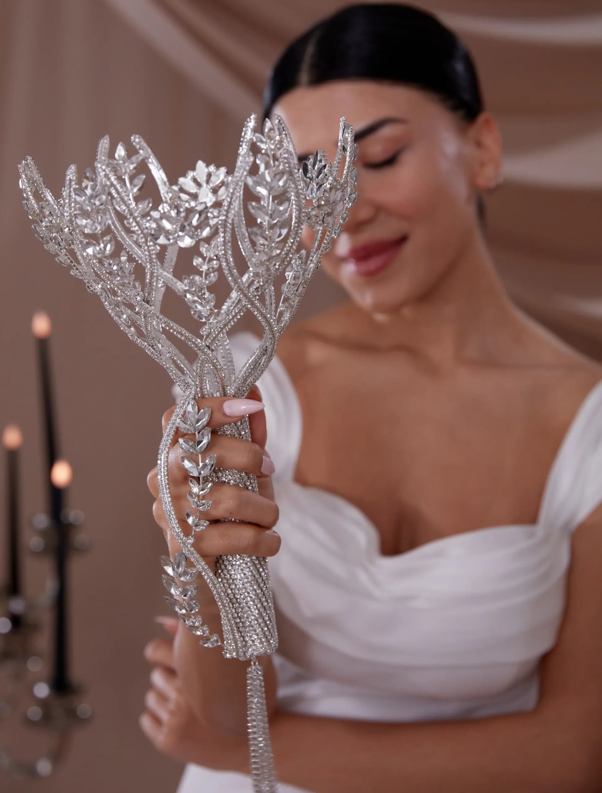 Bride Bouquet Holder, Wedding Accessories - Glamourous Grace