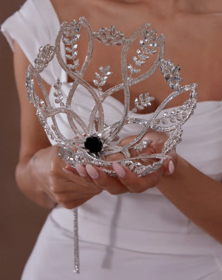 Bride Bouquet Holder, Wedding Accessories - Glamourous Grace