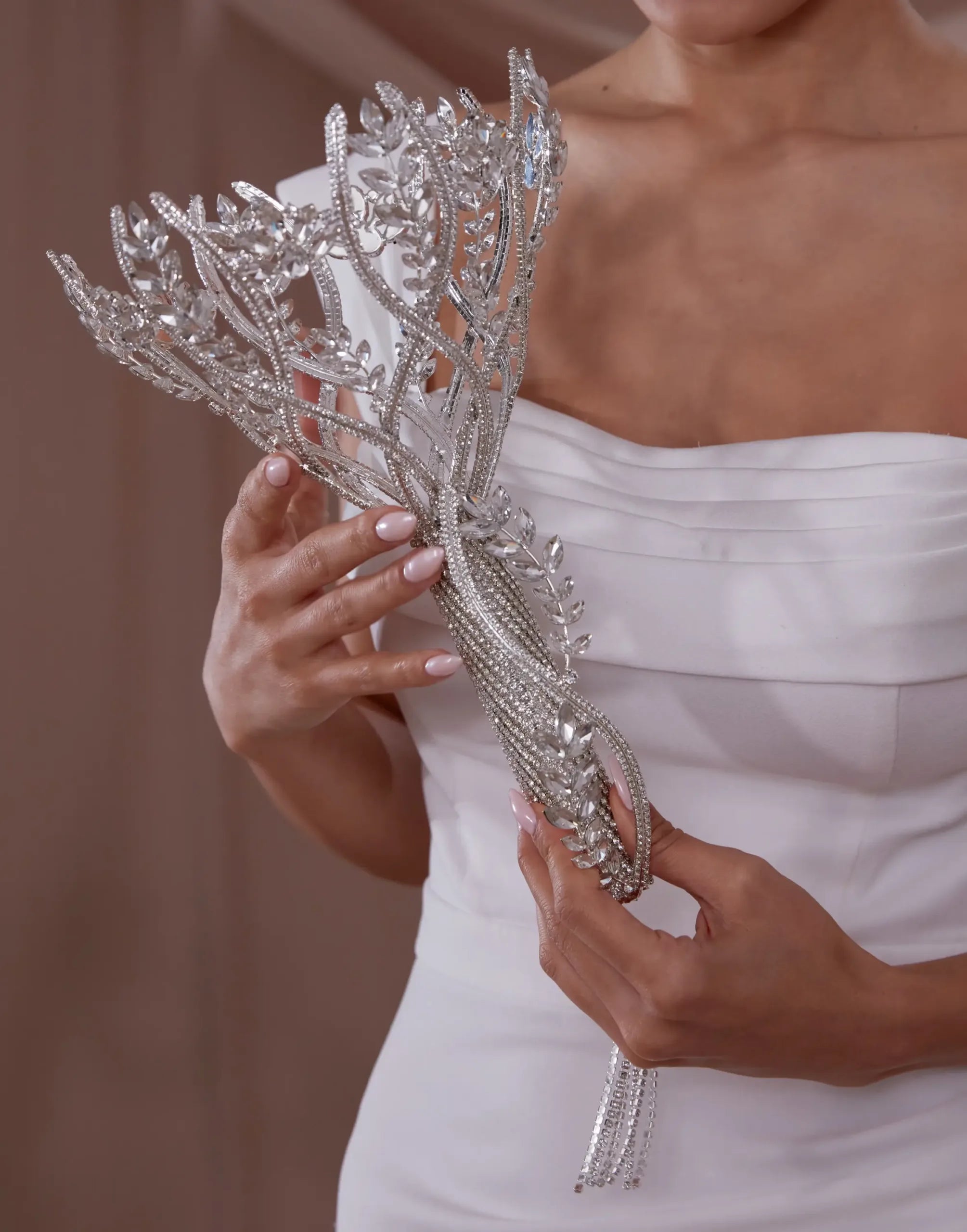Bride Bouquet Holder, Wedding Accessories - Glamourous Grace