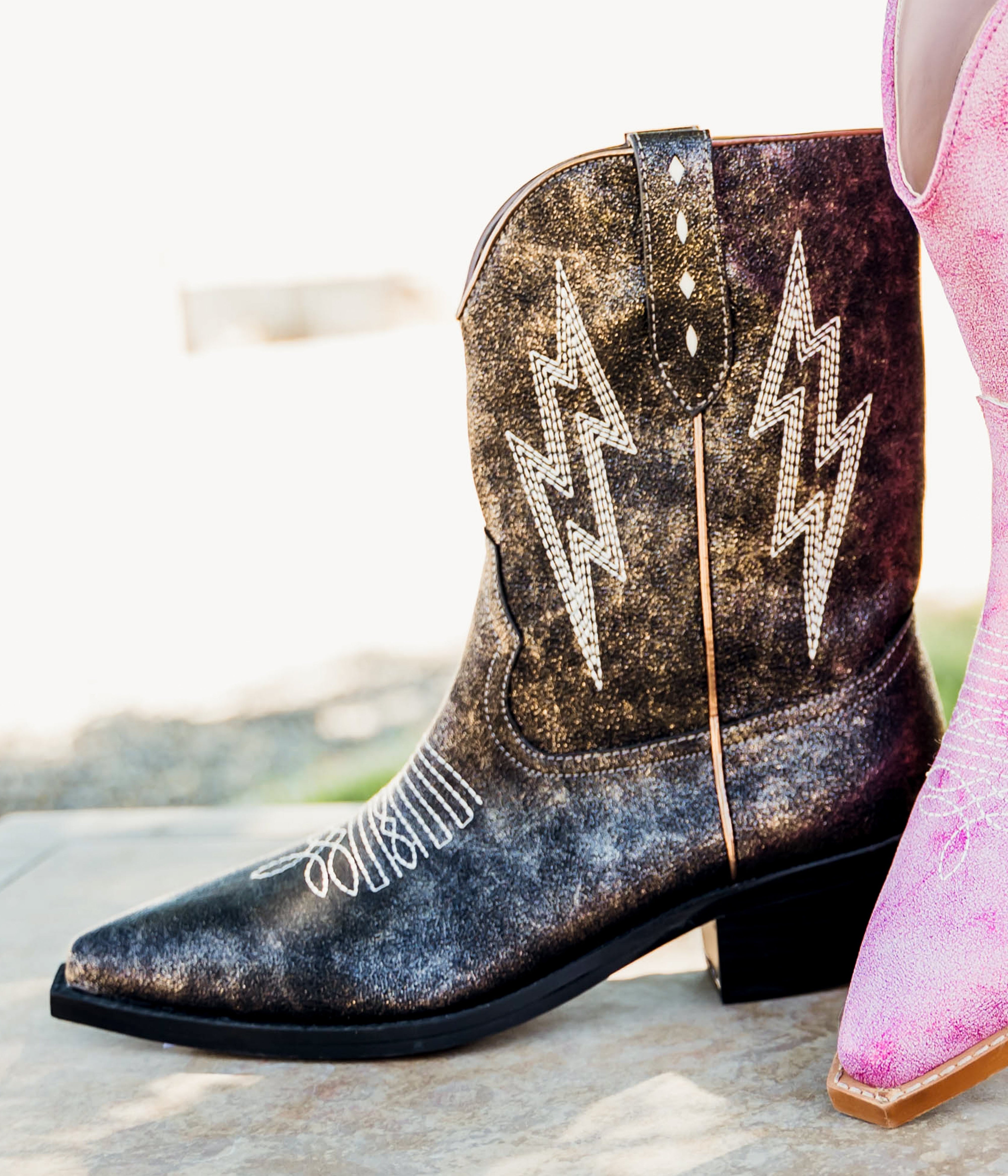 Bowie Metallic Boot in Black - Glamourous Grace