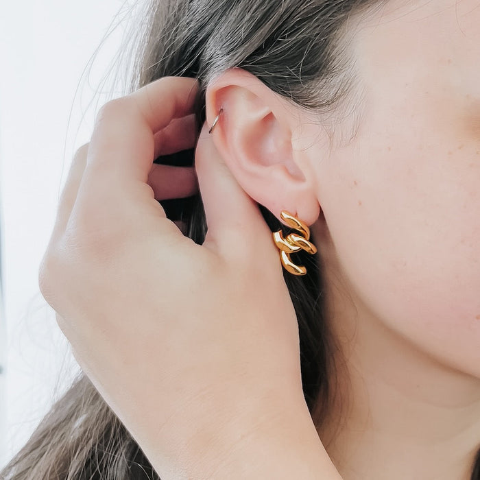 Broken Chain Link Earrings - WATERPROOF - Glamourous Grace