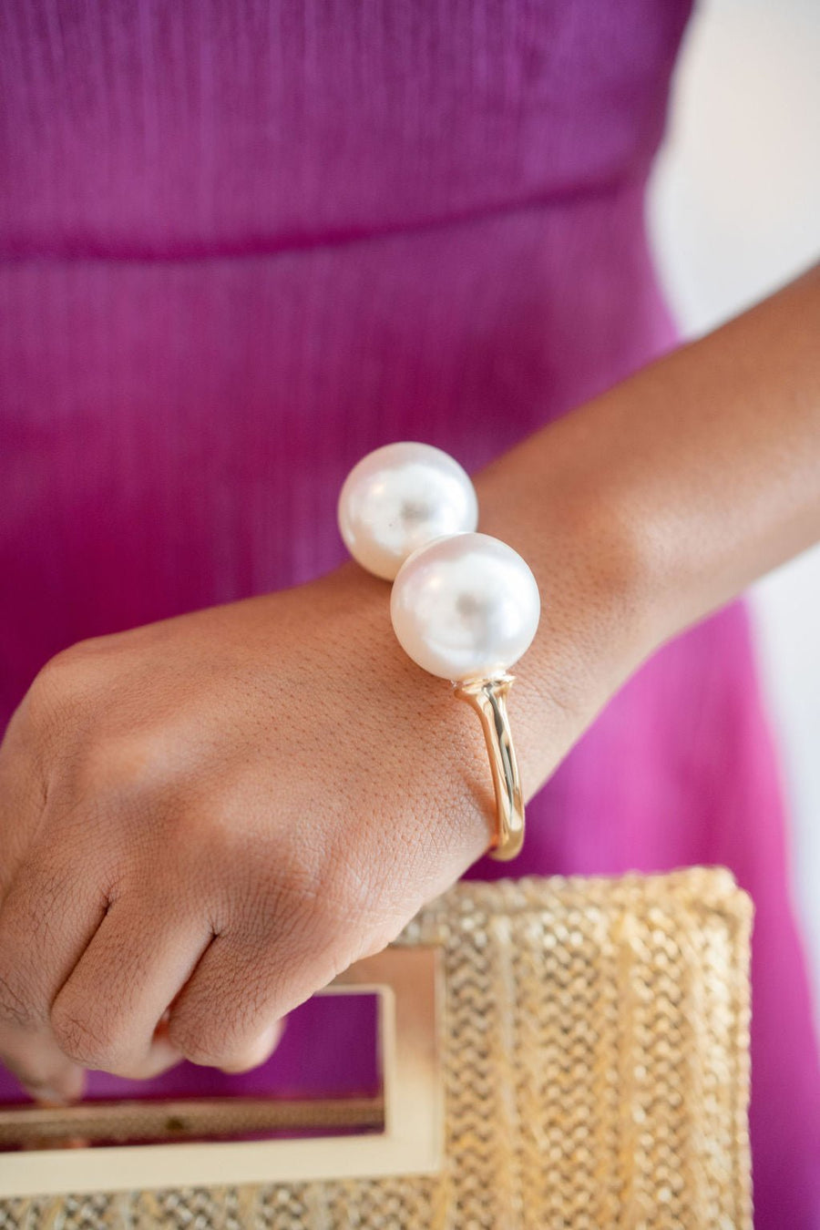Brooke Pearl Bangle - Glamourous Grace