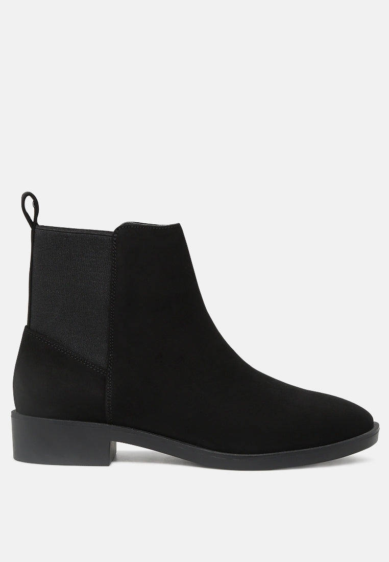 Bunny Chelsea Boots To Make A Statement - Glamourous Grace