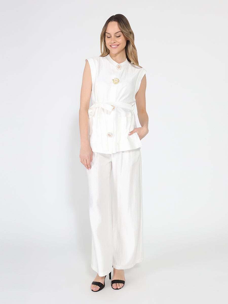 Button detail sleeveless vest - Glamourous Grace