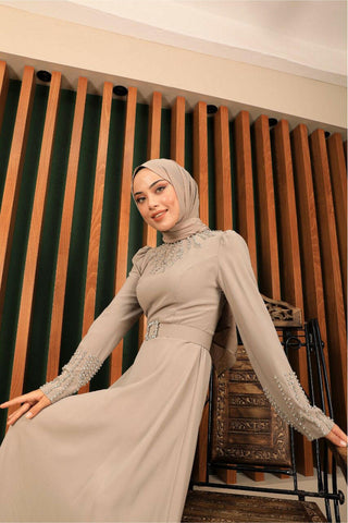 Women's Black Abaya with Rhinestones - Elegant Islamic Clothing for Special Occasions - Glamourous Grace