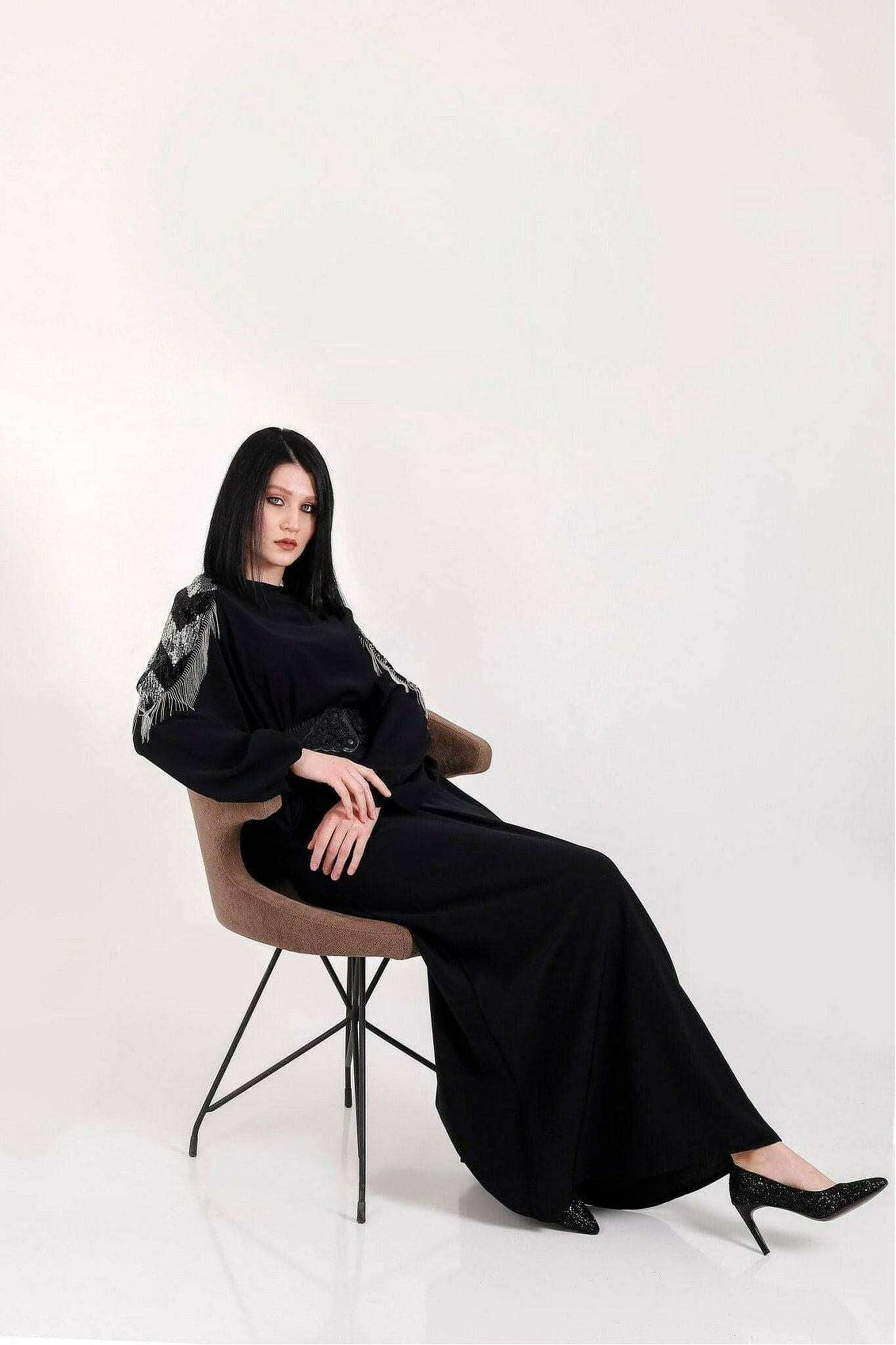 Lara Long Maxi Abaya in Black - Glamourous Grace