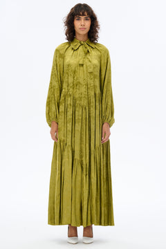 BABY COLLAR OVERSIZED DRESS: The Perfect Blend of Elegance and Comfort