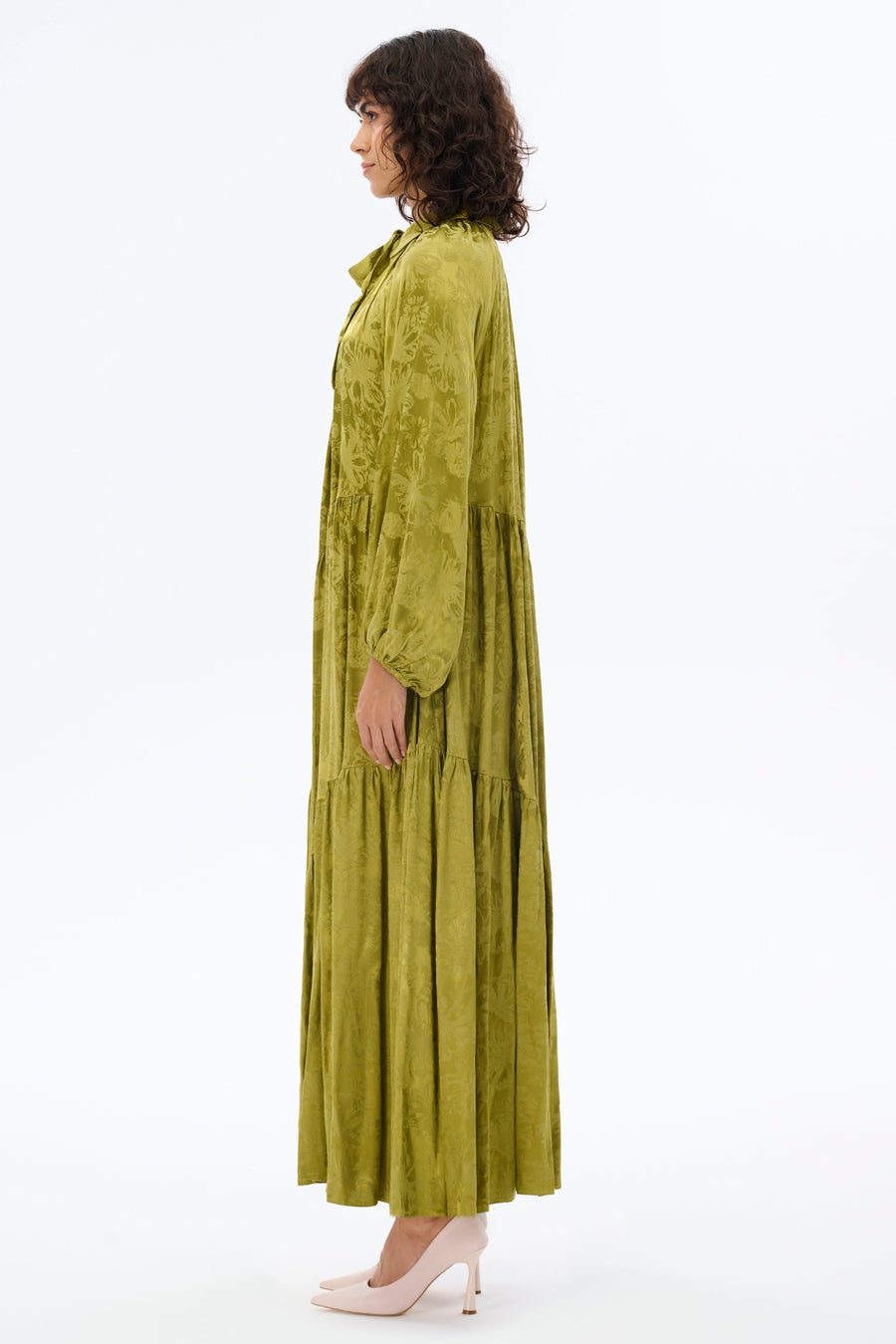 BABY COLLAR OVERSIZED DRESS: The Perfect Blend of Elegance and Comfort - Glamourous Grace