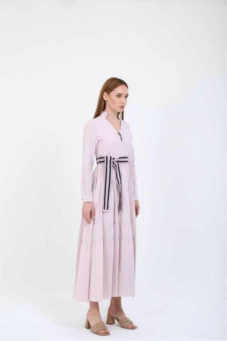 BY Baano Elise V-neckline midi dress with summer belt, featuring a flowing silhouette and stylish design.