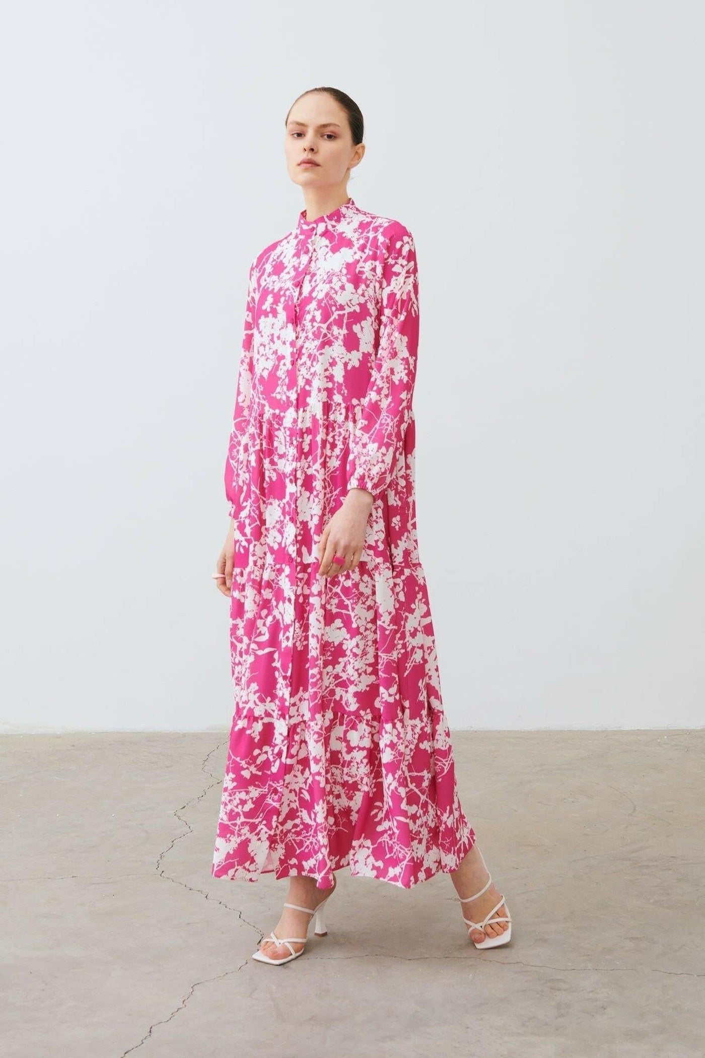 Polly Floral Maxi Dress In Light Pink - Glamourous Grace