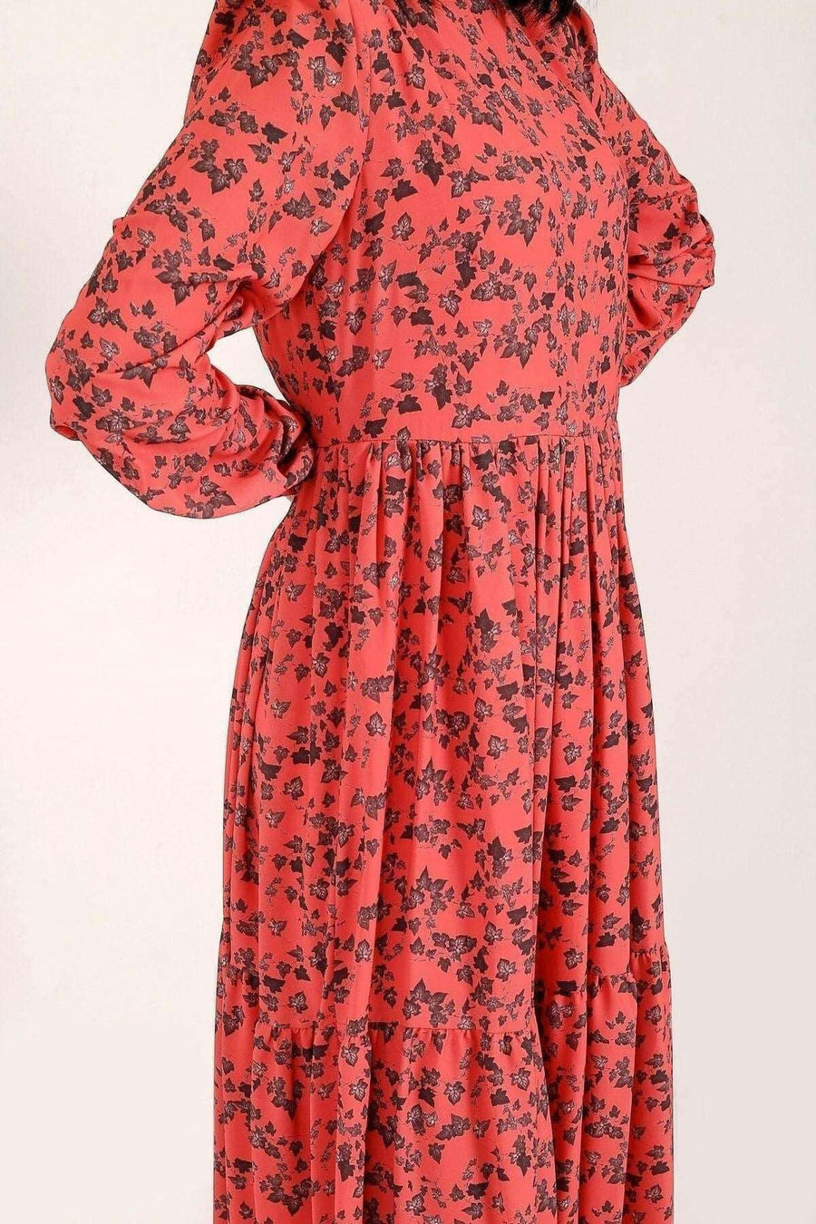 Ellan Maxi Dress With Long Sleeve - Glamourous Grace