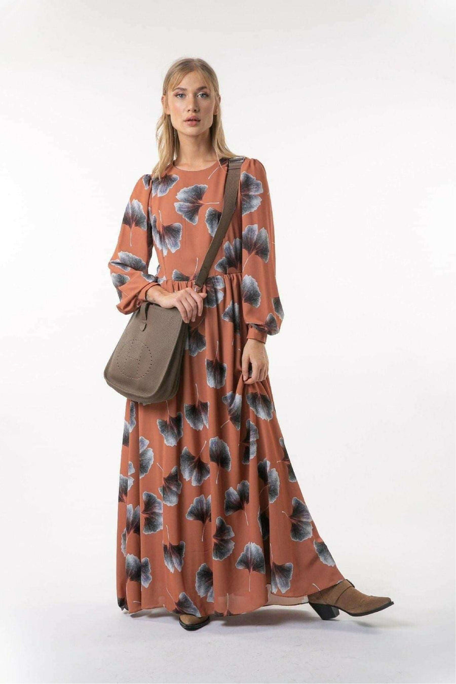 Emmi Long Maxi Dress - Glamourous Grace