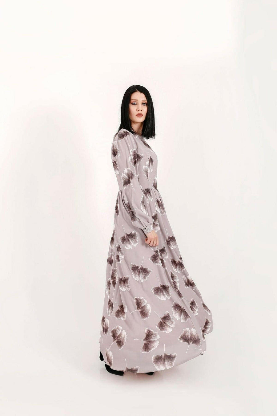 Tammy Long Maxi Dress with Long Sleeves - Glamourous Grace