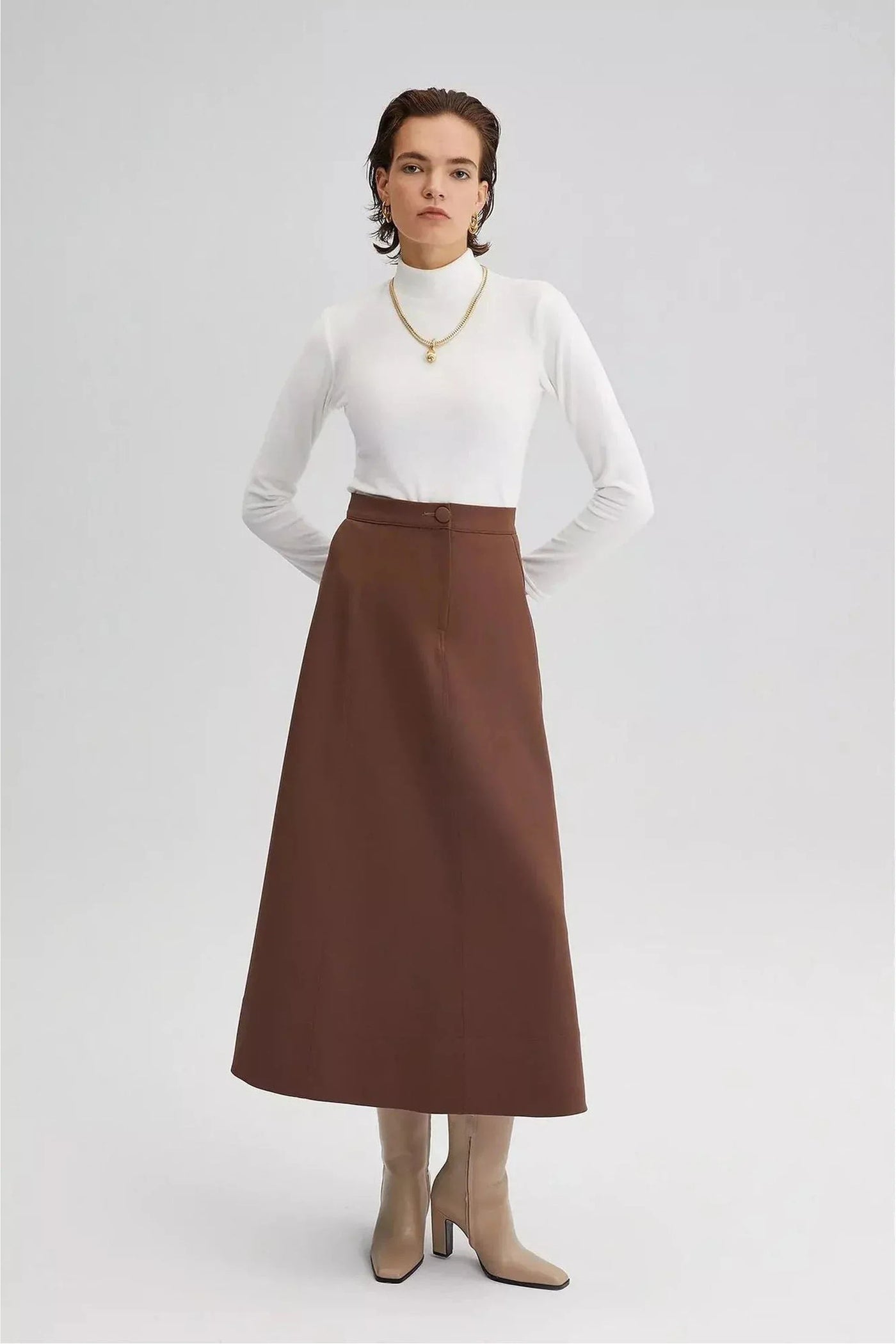 Crepe Skirt with Button - Glamourous Grace