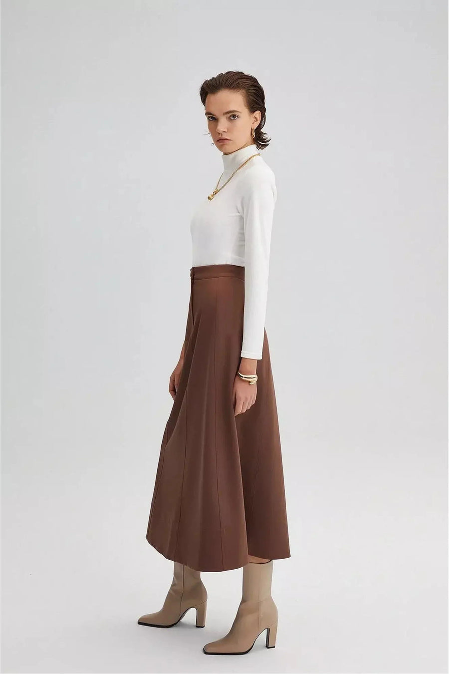 Crepe Skirt with Button - Glamourous Grace