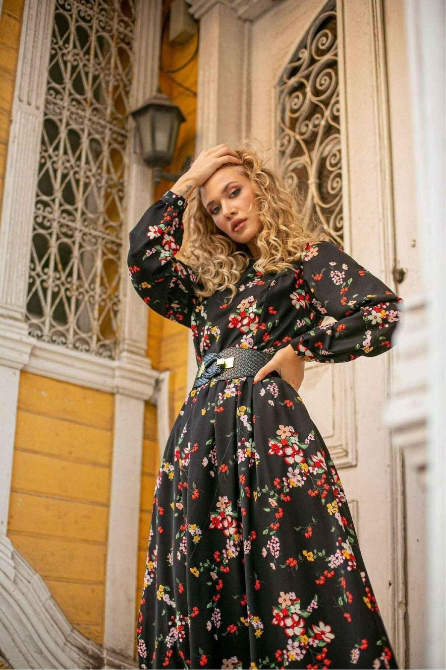 Kelsi Floral Long Maxi Dress with Long Sleeves - Glamourous Grace