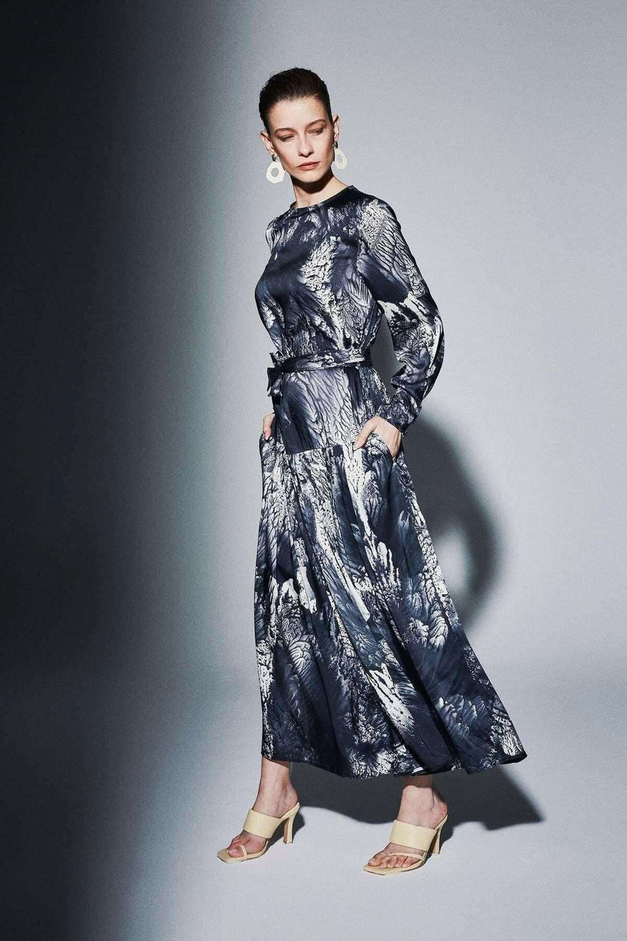 Long Maxi Dress with Sleeves and Side Pocket - Glamourous Grace