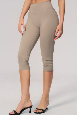 The Twirl Open Back Sports Bra Capri Leggings 2-Piece Set