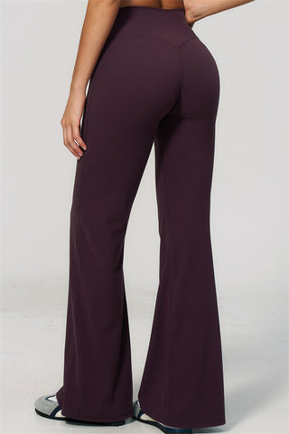 The Zura Sports Bra Flared Leggings 2-Piece Set