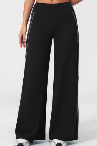 The Evoke Straight Leg Pants