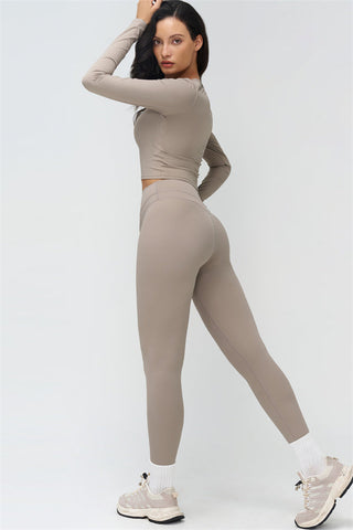 The Stride T-shirt Leggings 2-Piece Set