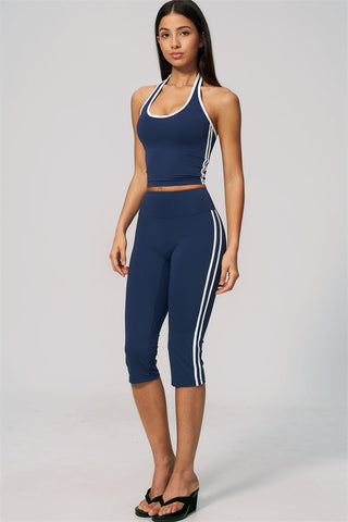 The Onyx Capri Leggings