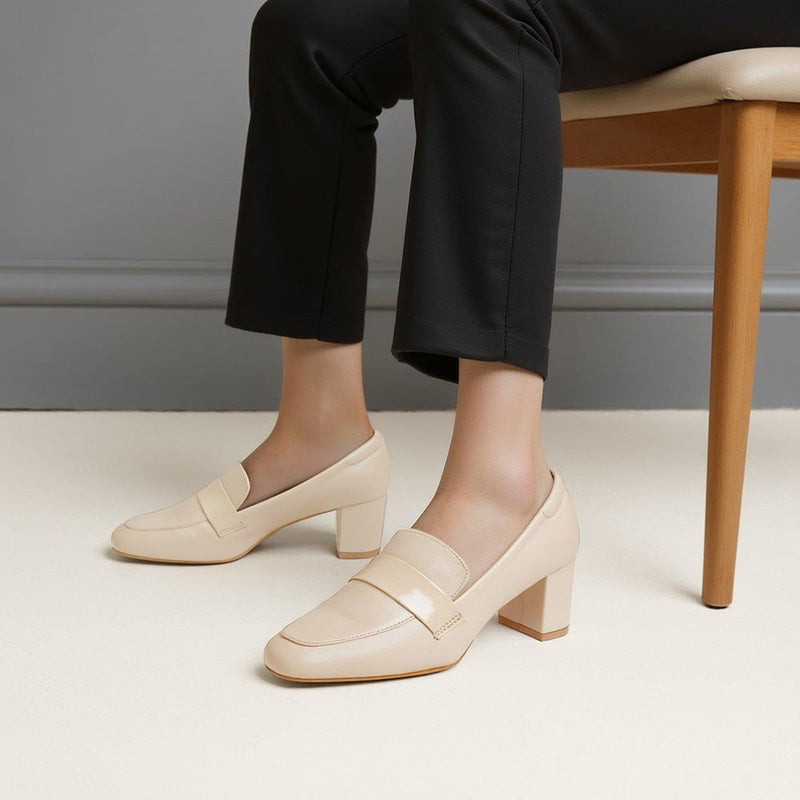 Virelia- Beige Pumps - Glamourous Grace