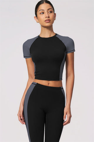 The Sandstone T-shirt Capri Leggings 2-Piece Set