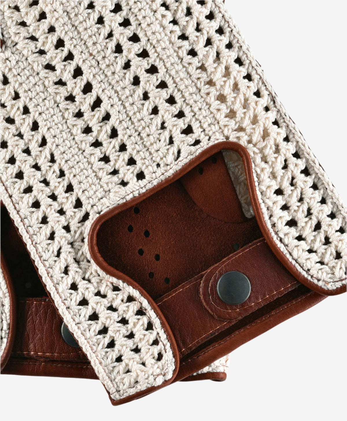 CA3916 (brown) - Handsewn Italian crochet driving gloves in lambskin leather - Glamourous Grace
