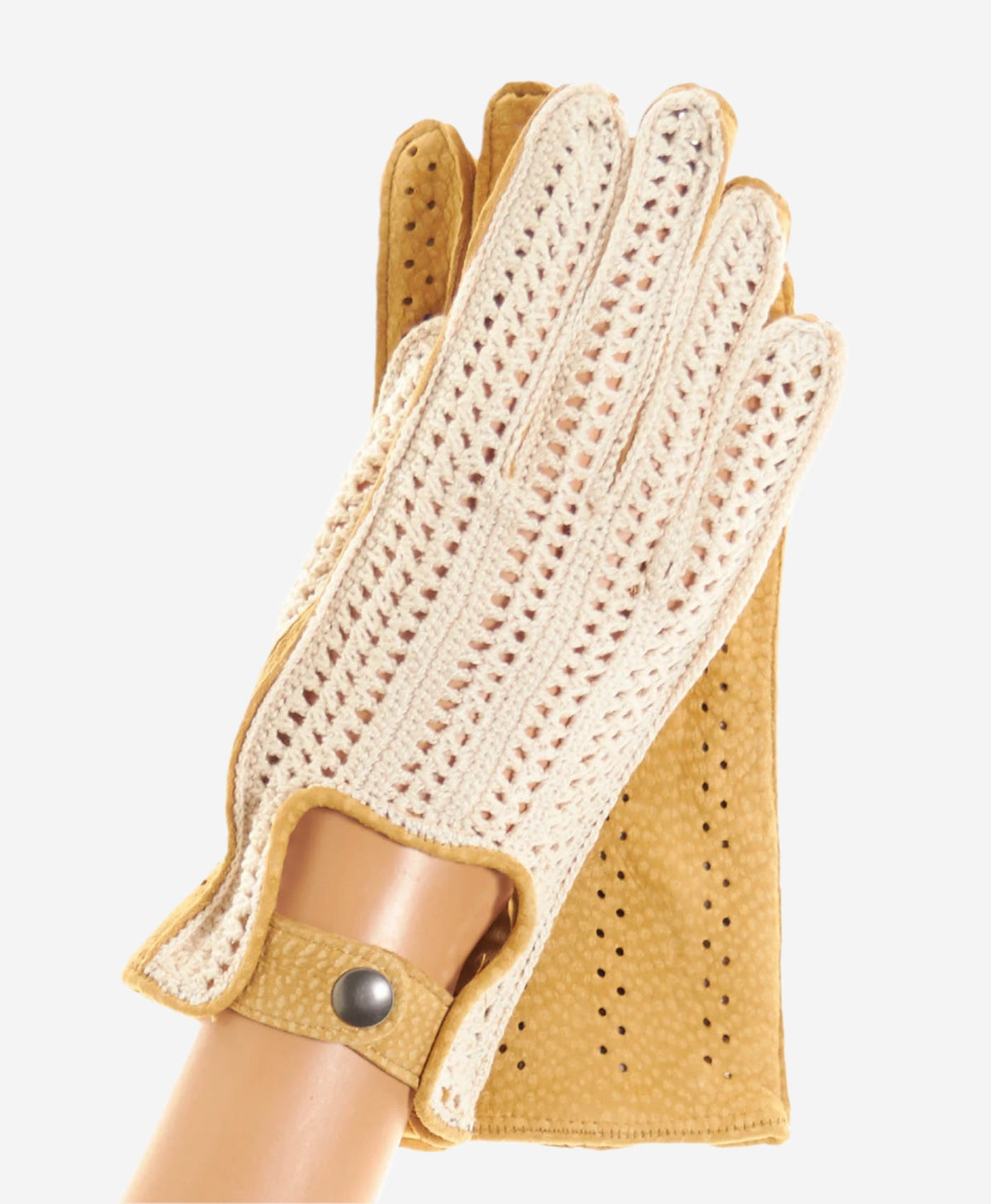 CA4620 (tan) - Women’s Italian crochet and carpincho leather driving gloves - Glamourous Grace
