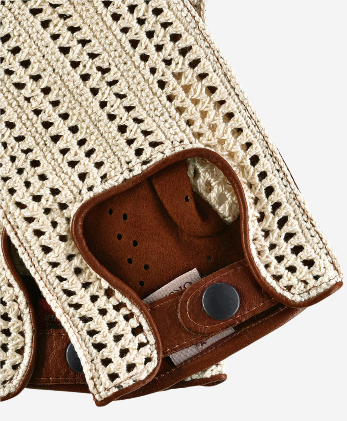 CA4916 (brown) - Handsewn Italian crochet driving gloves in lambskin leather - Glamourous Grace